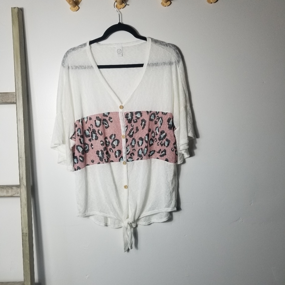 NWOT CY FASHION WOMEN'S LEOPARD PRINT OVERSIZED BLOUSE SIZE LARGE